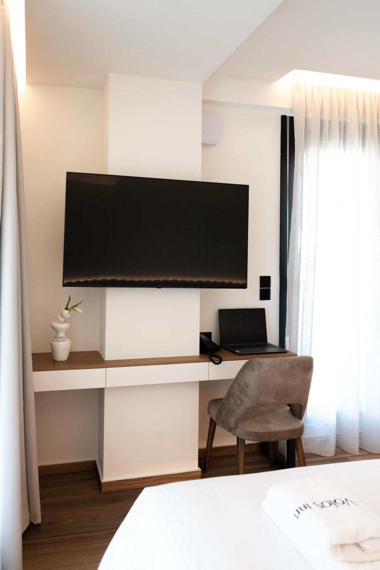 Volos Inn Hotel Eksteriør bilde