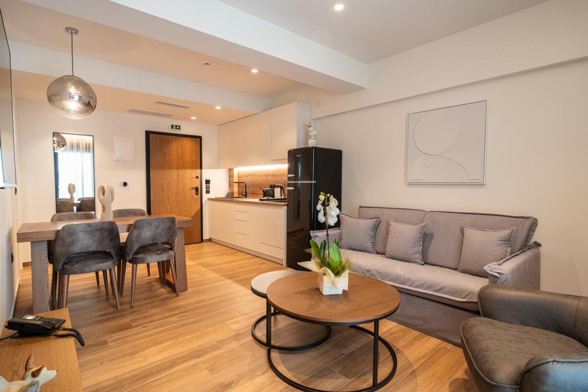 Volos Inn Hotel Eksteriør bilde